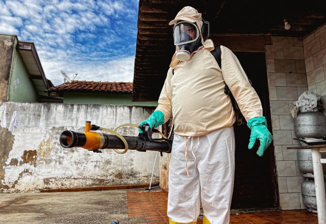 Prefeitura de Agudos faz nebulização contra a dengue