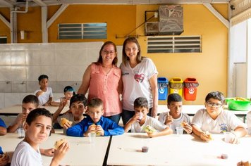 Foto - Prefeitura de Agudos serve Lanche Especial para cerca de 8 mil alunos das escolas municipais e estaduais 