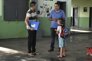 Foto - Prefeitura de Agudos completa entrega de kits escolares esta semana