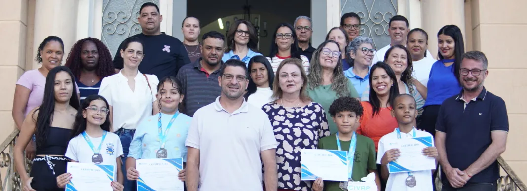 ALUNOS DE AGUDOS SE DESTACAM NAS OLIMPÍADAS CIVAP COM CINCO MEDALHAS