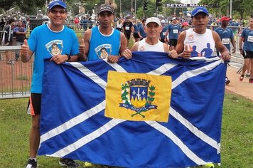 Atletas de Agudos participam da 23ª Maratona Internacional de São Paulo 