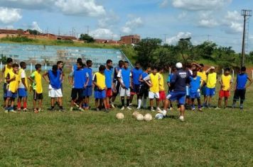 Estão abertas inscrições para escolinhas de futebol infantil da Prefeitura de Agudos
