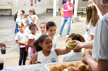 Prefeitura de Agudos serve Lanche Especial para cerca de 8 mil alunos das escolas municipais e estaduais 