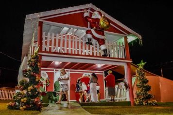 Vila do Noel é sucesso de público em Agudos