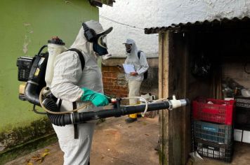 Agudos faz nebulização contra a dengue no bairro Professor Simões