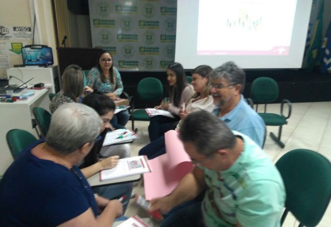 Prefeitura de Agudos e Acira promovem oficina motivacional para empresários
