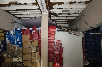 Foto - Prefeitura interdita Creche Berçário com laudo da Defesa Civil, Corpo de Bombeiros e Vigilância Sanitária