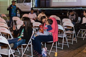 Foto - Cinema no Bairro