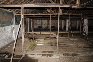 Foto - Prefeitura interdita Creche Berçário com laudo da Defesa Civil, Corpo de Bombeiros e Vigilância Sanitária