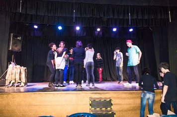 Foto - Oficina de teatro - Circo de teatro Tubinho