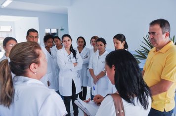 Professora e alunos do Instituto Ana Nery classificam UPA de Agudos como referência em organização e atendimento