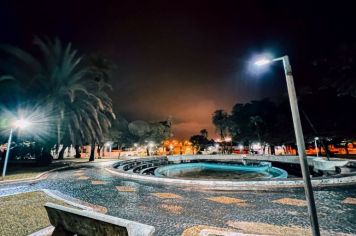 Prefeitura instala luminárias de Led na Praça da Matriz