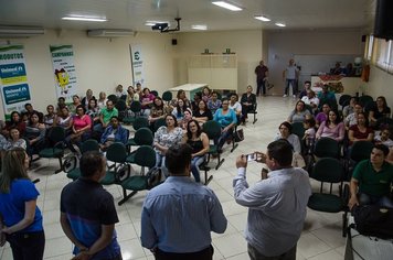 Prefeitura realiza 1º Encontro para Treinamento e Reciclagem das Merendeiras