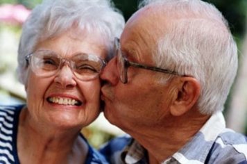 Conferência debate protagonismo e empoderamento do idoso em Agudos