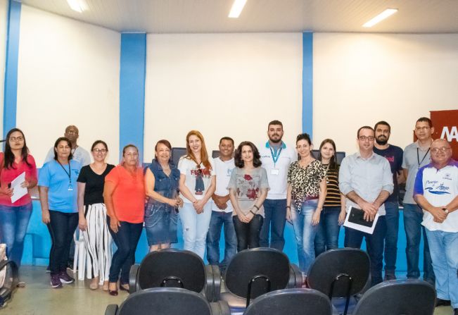 Empossados novos membros do Comdema de Agudos