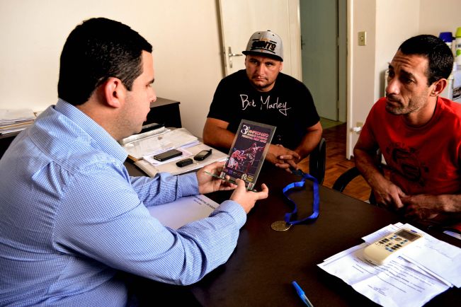 Lutador agudense é destaque em campeonatos de Muay Thai