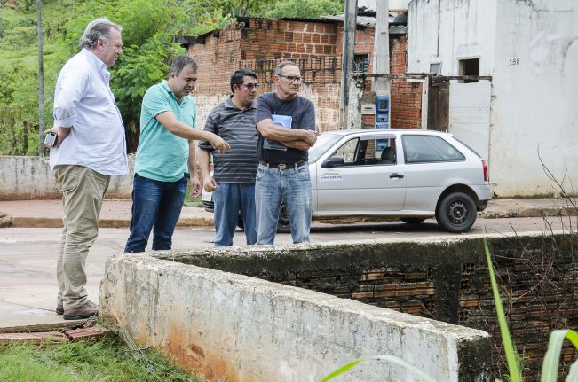 Prefeitura estuda soluções definitivas para prevenir enchentes