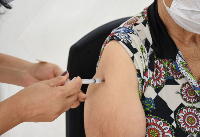 Liberada a dose adicional para pessoas com 70 anos ou mais 