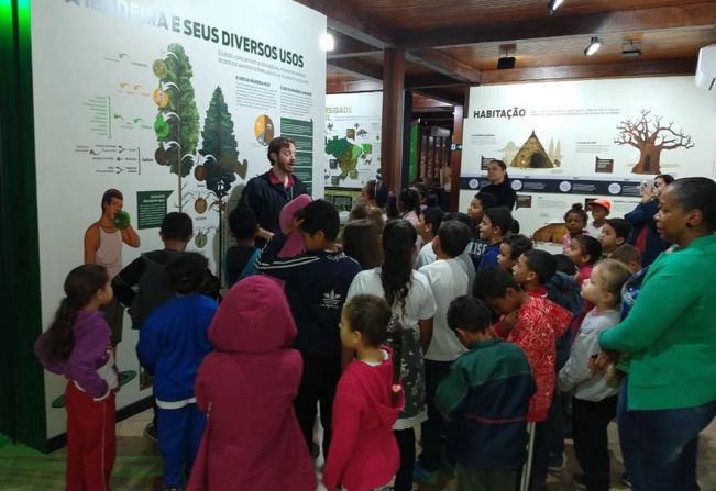 Alunos de Agudos visitam Espaço Arvorar durante Semana do Meio Ambiente
