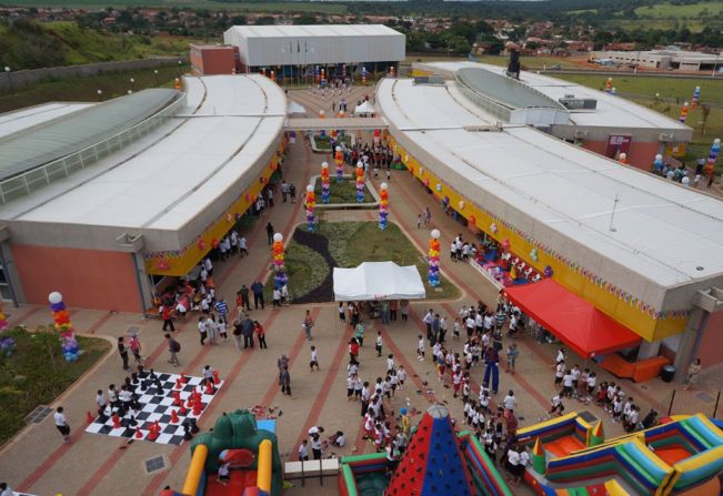 Alunos do SESI de Agudos relatam Cultura da cidade em Revista Digital