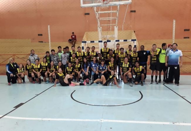 Handebol de Agudos comemora 8 vitórias em competições estaduais e regionais